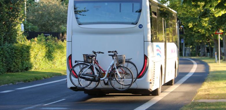 Cykler kan medtages i bussen på Ærø